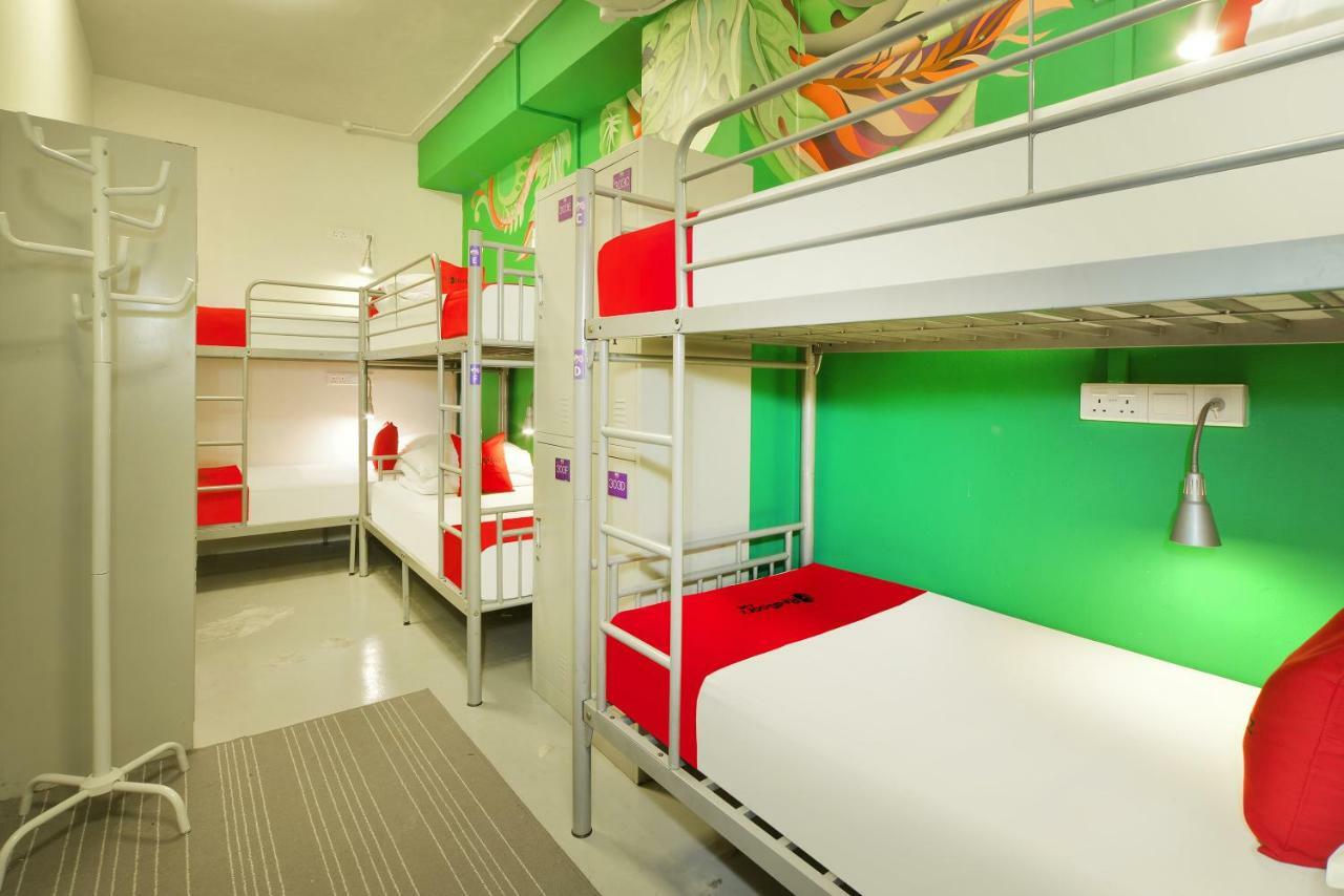 Hostel Reddoorz @ Beach Road
